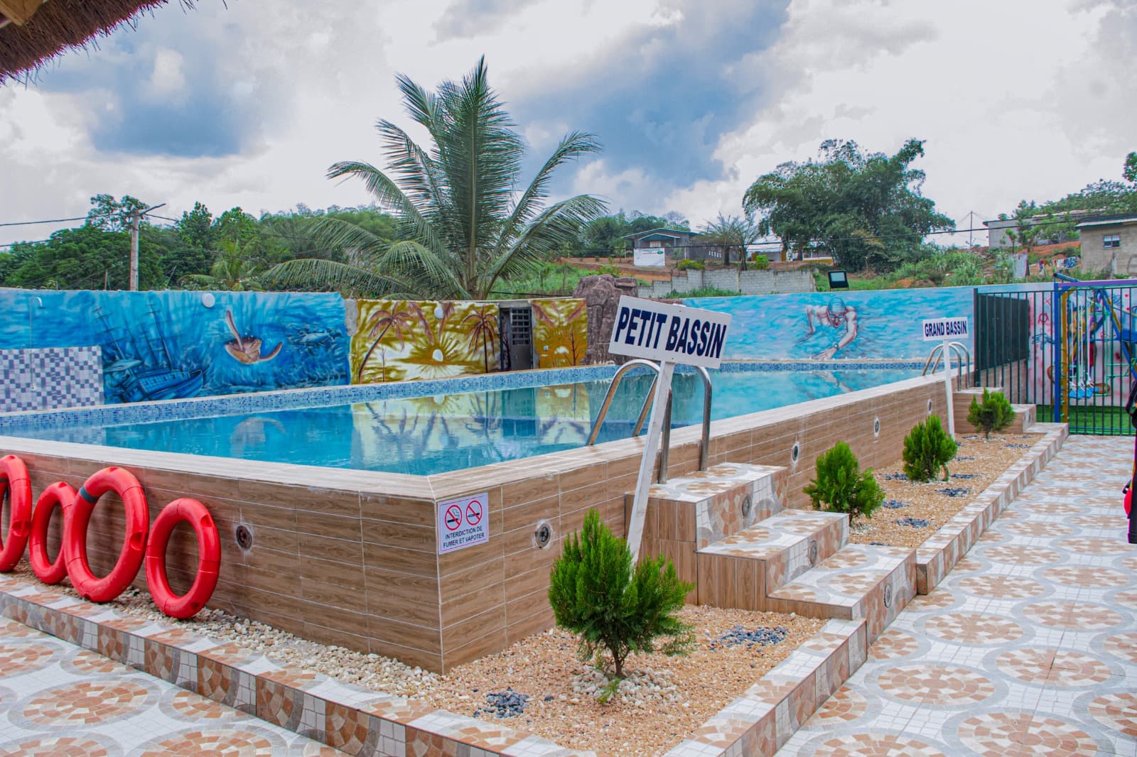 Piscine & Détente Naturelle
